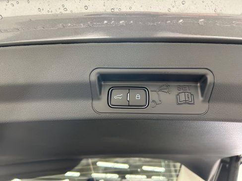 New 2026 Ford Explorer Active image 31