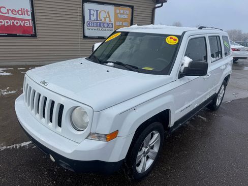 Used 2014 Jeep Patriot Latitude image 1