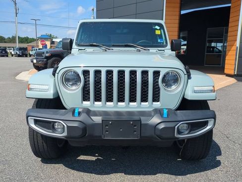 Used 2023 Jeep Wrangler Unlimited Sahara AWD/4WD image 9