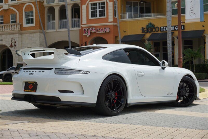 Used 2015 Porsche 911 GT3 RWD image 33
