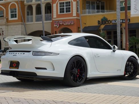 Used 2015 Porsche 911 GT3 RWD image 33