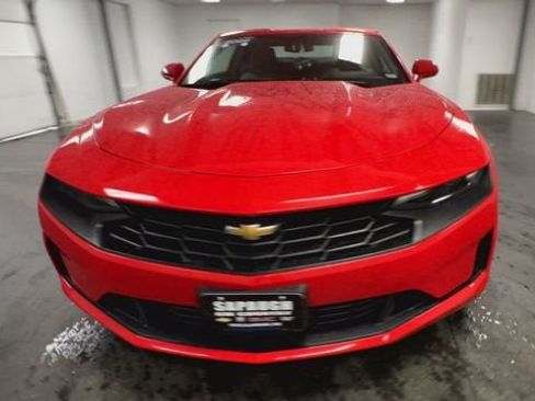 Certified 2022 Chevrolet Camaro LT RWD image 3