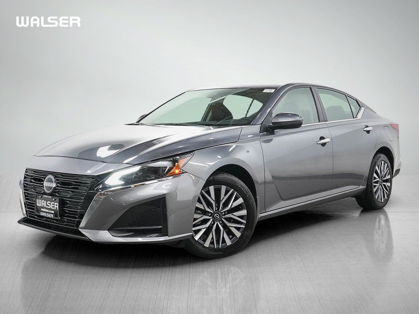 Used 2023 Nissan Altima 2.5 SV AWD/4WD image 1