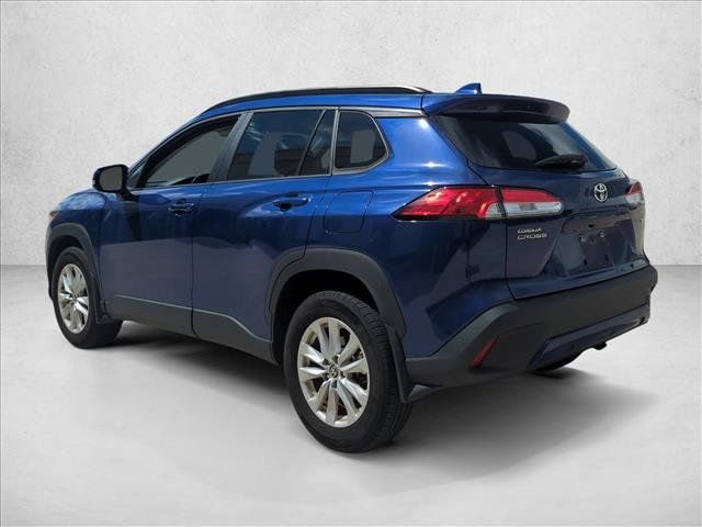 Certified 2023 Toyota Corolla Cross LE FWD image 7