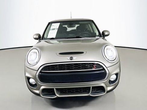 Used 2017 MINI Cooper S image 2