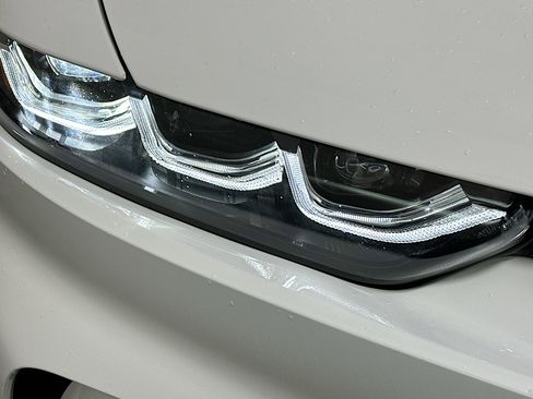 Used 2025 Alfa Romeo Tonale w/ Premium Package image 9