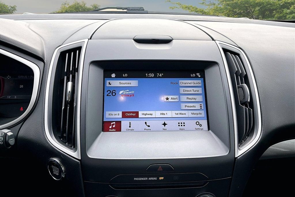 Used 2017 Ford Edge SEL w/ Equipment Group 201A FWD image 21