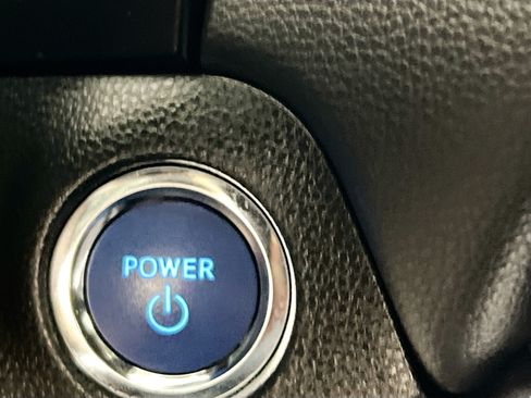 Used 2022 Toyota RAV4 Limited AWD/4WD image 23