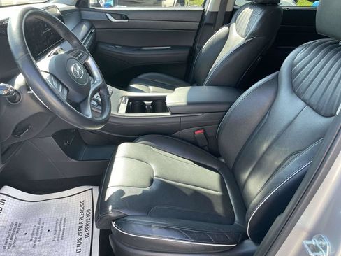 Used 2024 Hyundai Palisade Limited AWD/4WD image 13