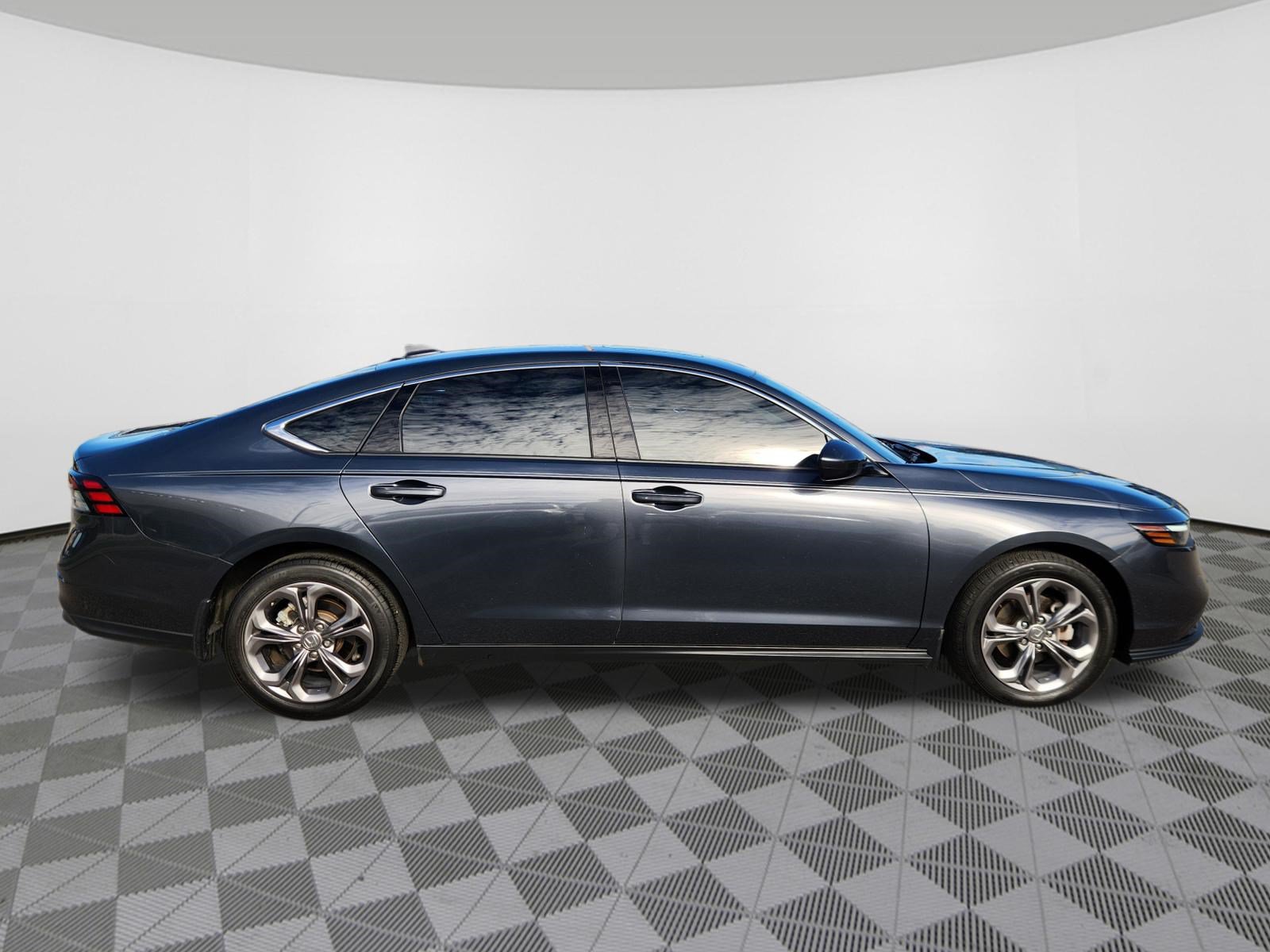 Used 2024 Honda Accord EX image 6