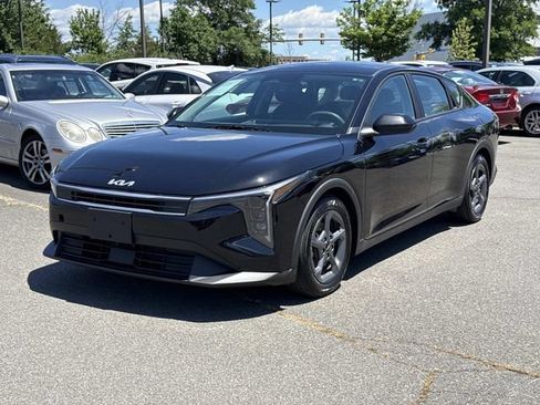 Used 2025 Kia K4 FWD image 5
