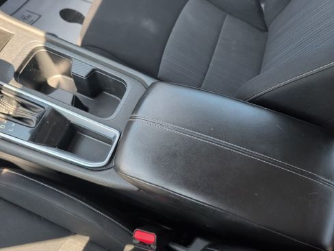 Used 2021 Nissan Sentra SV FWD image 17