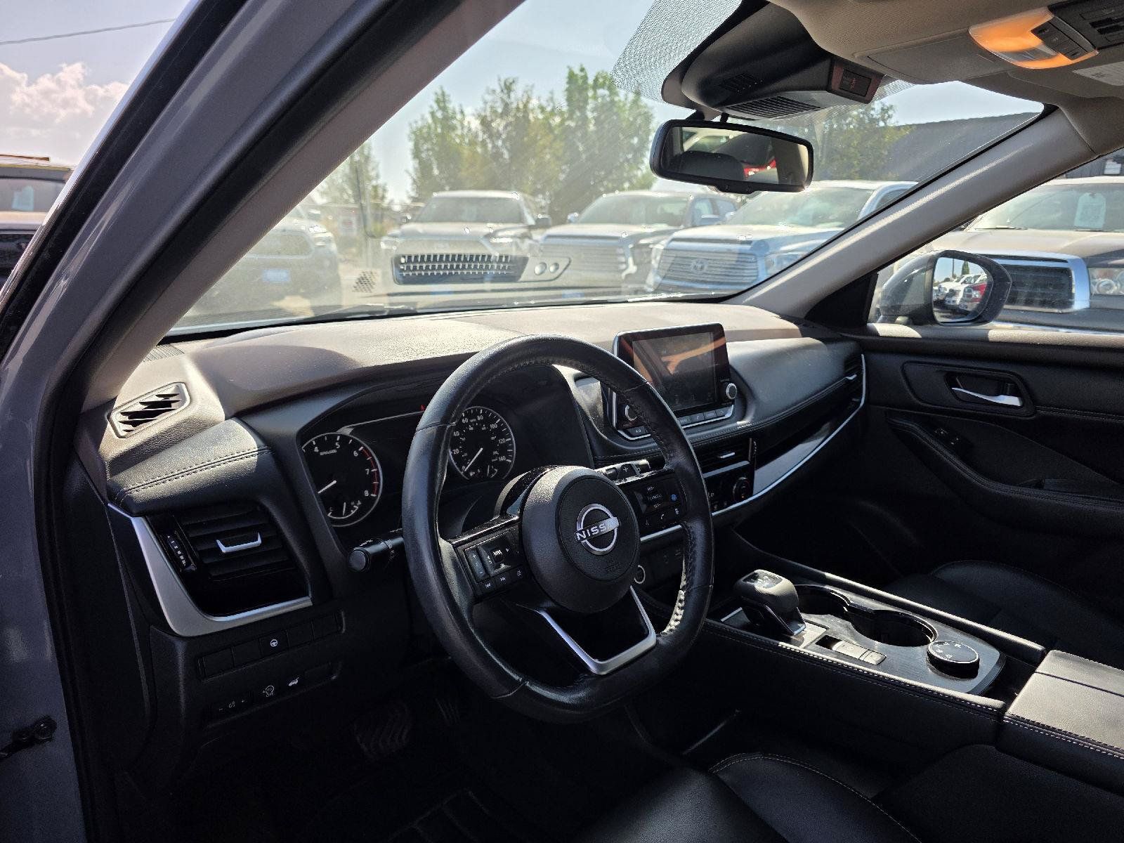 Used 2023 Nissan Rogue SL AWD/4WD image 8