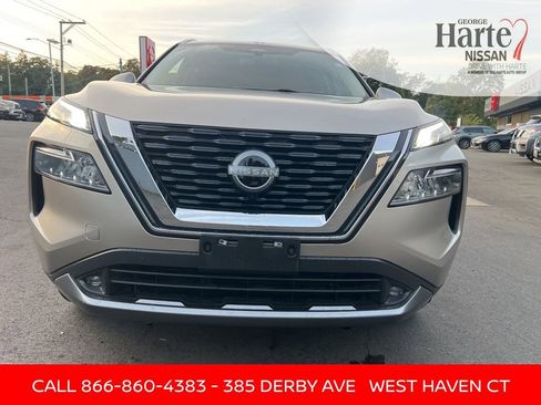 Certified 2022 Nissan Rogue SL image 2