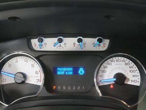 Used 2014 Ford F150 XLT w/ XTR Package AWD/4WD image 13