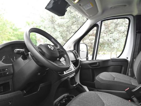Used 2023 RAM ProMaster 2500 FWD image 14