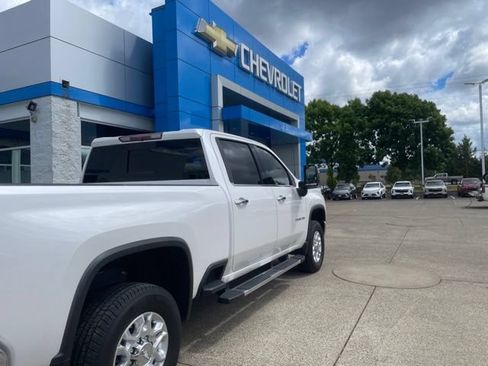Used 2020 Chevrolet Silverado 2500 LTZ w/ LTZ Plus Package AWD/4WD image 10