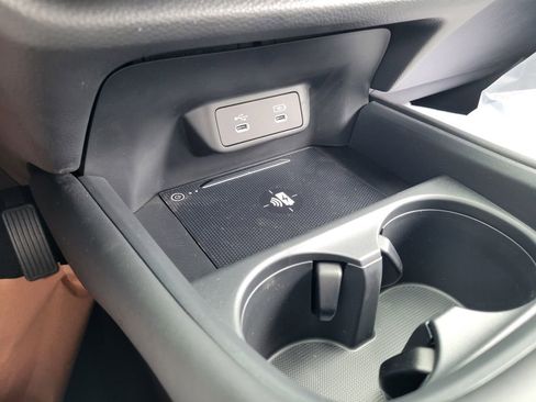 New 2026 Honda HR-V LX image 23