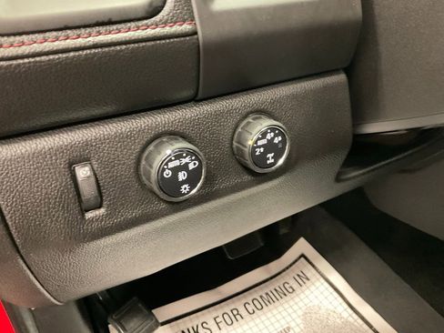 Used 2015 GMC Canyon SLE w/ All-Terrain Package image 18