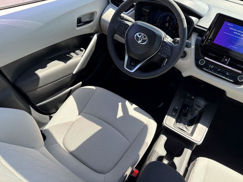 Used 2026 Toyota Corolla Cross LE w/ Moonroof Package image 27