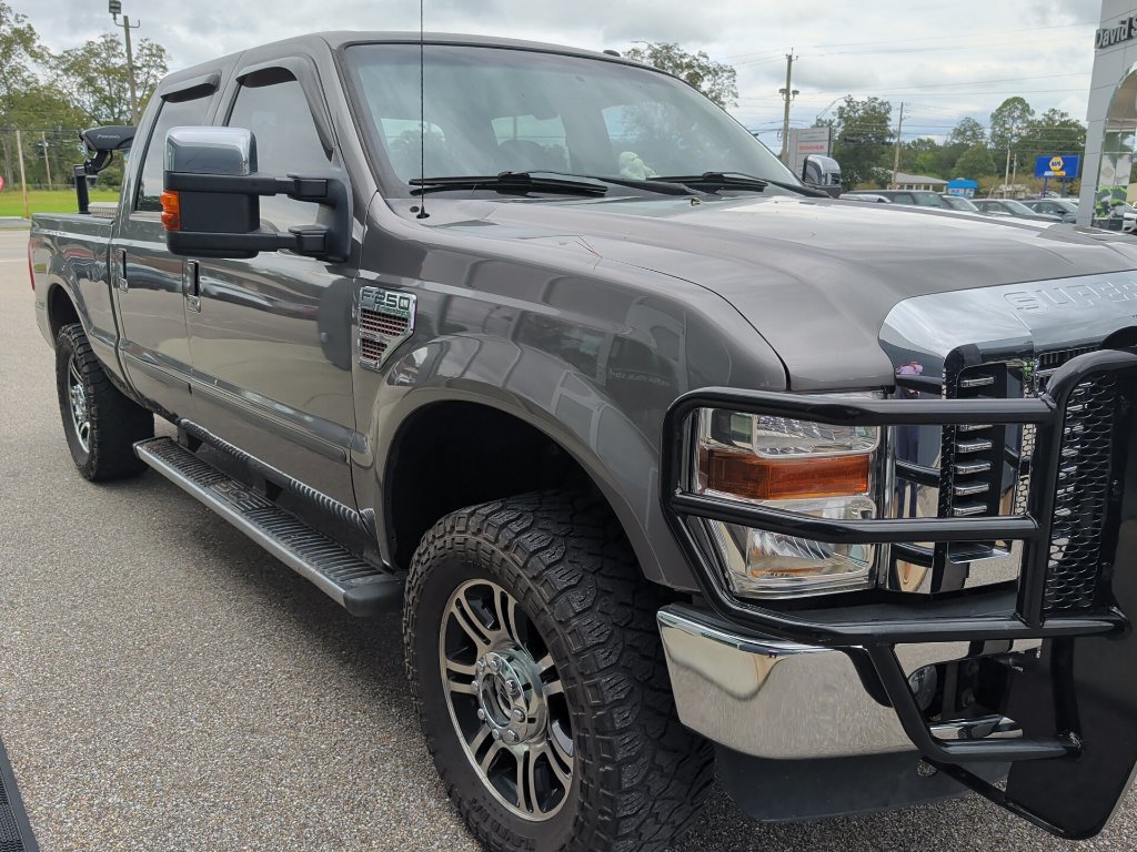 Used 2010 Ford F250 Lariat AWD/4WD image 3