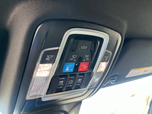 New 2026 RAM 2500 Laramie image 32