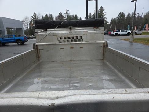 Used 2018 GMC Sierra 3500 SLE w/ SLE Preferred Package image 22