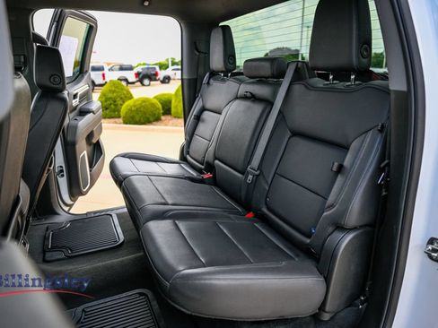 Used 2024 GMC Sierra 1500 SLT RWD image 11