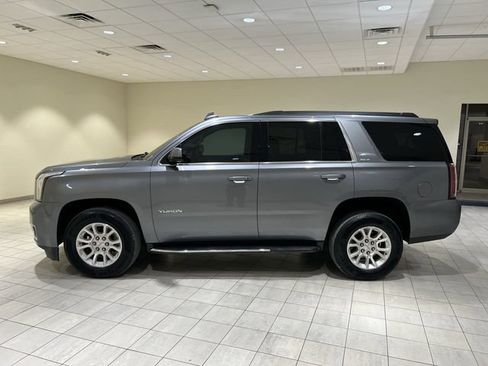 Used 2019 GMC Yukon SLT RWD image 2