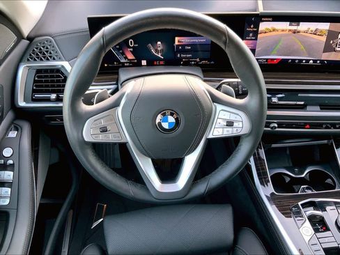 Used 2025 BMW X7 xDrive40i AWD/4WD image 6