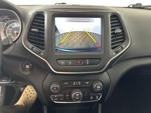 Used 2023 Jeep Cherokee Altitude Lux AWD/4WD image 22