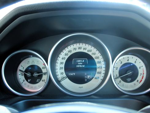 Used 2016 Mercedes-Benz E 350 Sedan image 6
