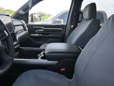Used 2025 RAM 1500 Big Horn AWD/4WD image 10