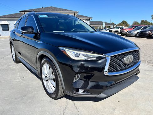 Used 2019 INFINITI QX50 Essential w/ Proactive Package image 2