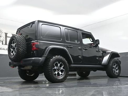 Used 2022 Jeep Wrangler Unlimited Rubicon w/ Steel Bumper Group AWD/4WD image 33
