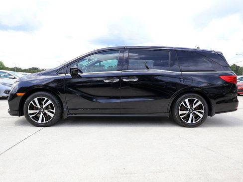 Used 2018 Honda Odyssey Elite image 3