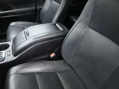 Used 2019 Toyota Highlander Limited AWD/4WD image 17