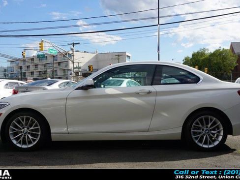Used 2016 BMW 228i xDrive 2dr Cpe 228i xDrive AWD image 4