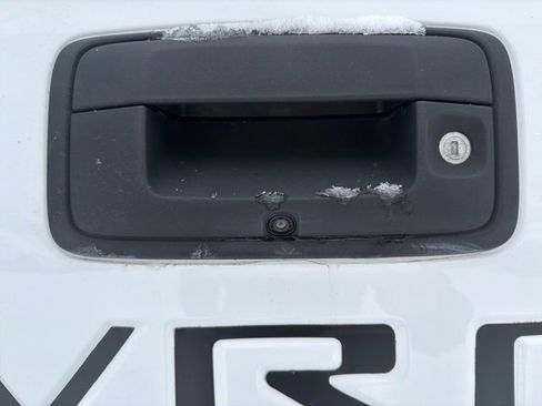 Used 2022 Chevrolet Colorado LT w/ LT Convenience Package image 13