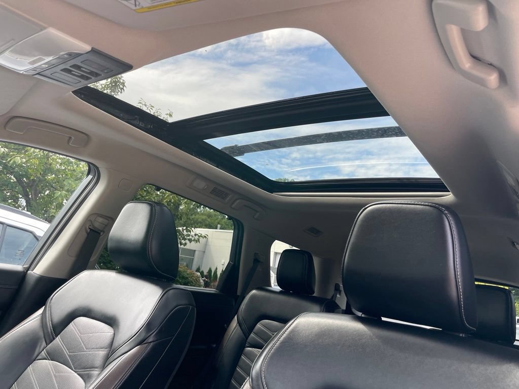Certified 2023 Nissan Pathfinder Platinum AWD/4WD image 34