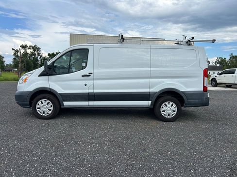Used 2016 Ford Transit 250 130 Low Roof image 10