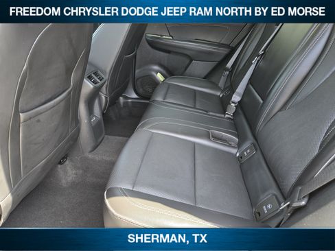 Used 2023 Buick Envision Essence FWD image 20