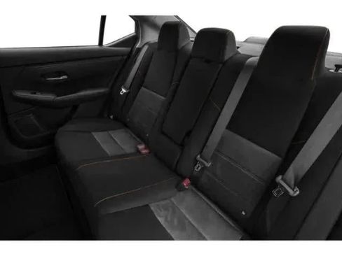 Used 2022 Nissan Sentra SR FWD image 13