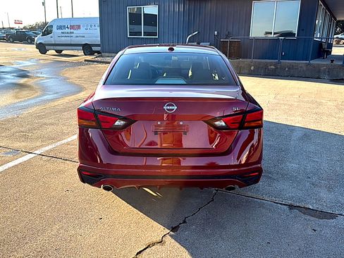 Used 2024 Nissan Altima 2.5 SL image 5