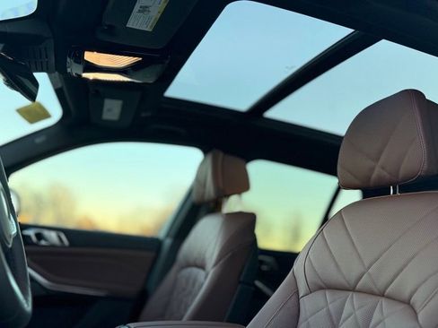 New 2026 BMW X5 xDrive50e image 17