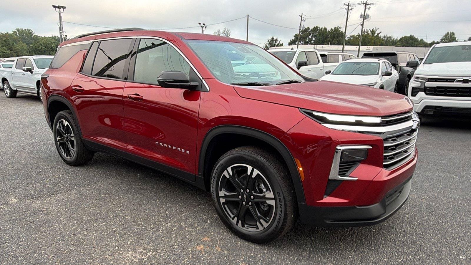 New 2027 Chevrolet Traverse LT w/ Sun and Wheel Package FWD image 7