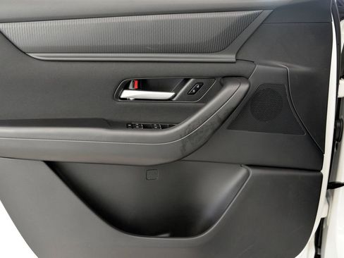 Certified 2025 MAZDA CX-90 3.3 Turbo w/ Select Package image 14