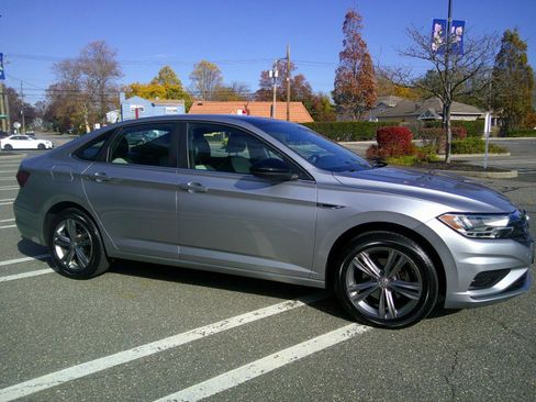 Used 2019 Volkswagen Jetta R-Line image 79