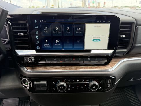 Used 2025 Chevrolet Silverado 1500 LT image 24