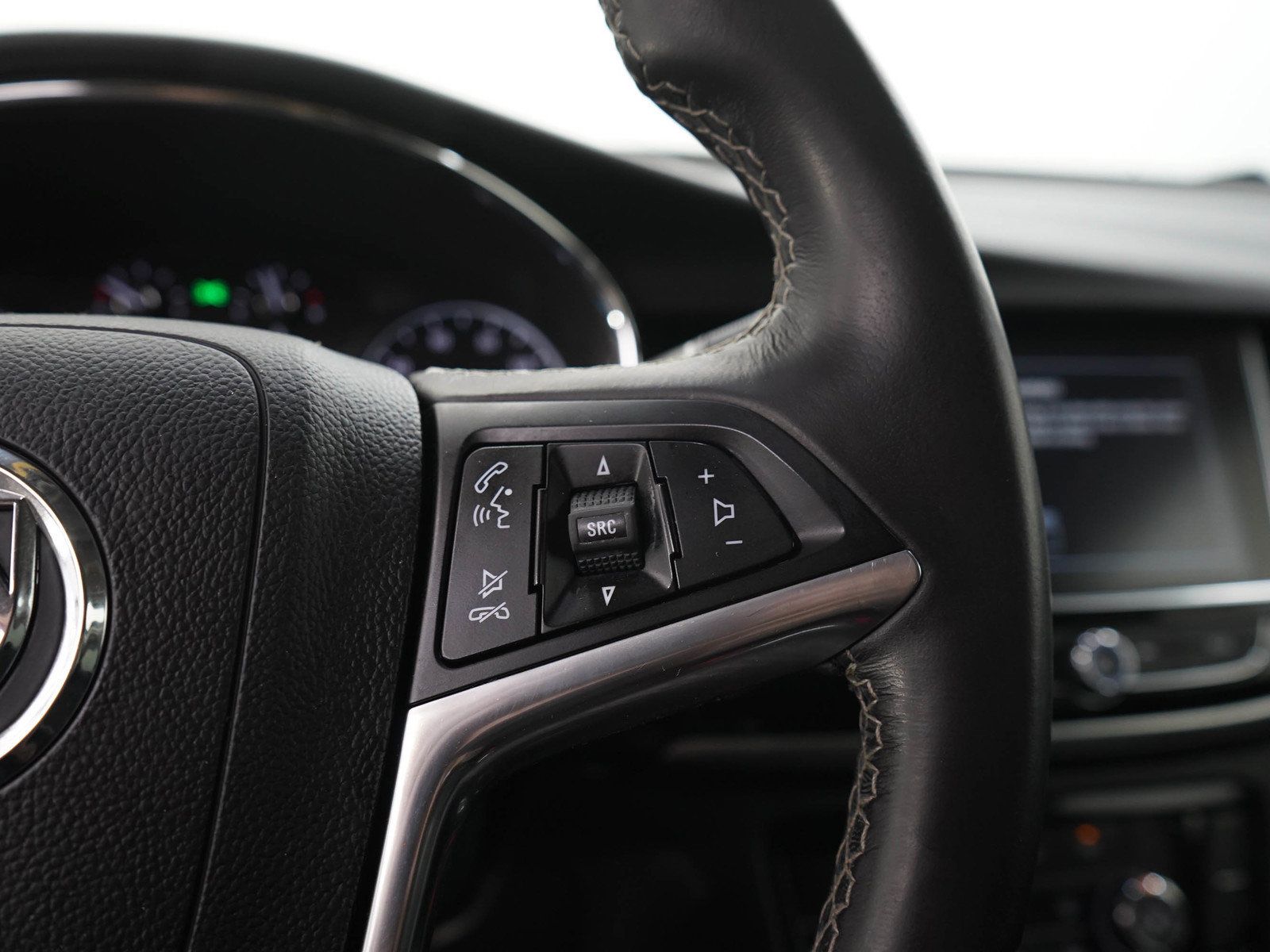 Used 2019 Buick Encore Preferred w/ Safety Package FWD image 26